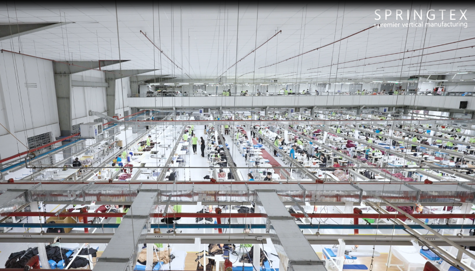 Why Small Batch Clothing Manufacturers Are Changing the Fashion Industry